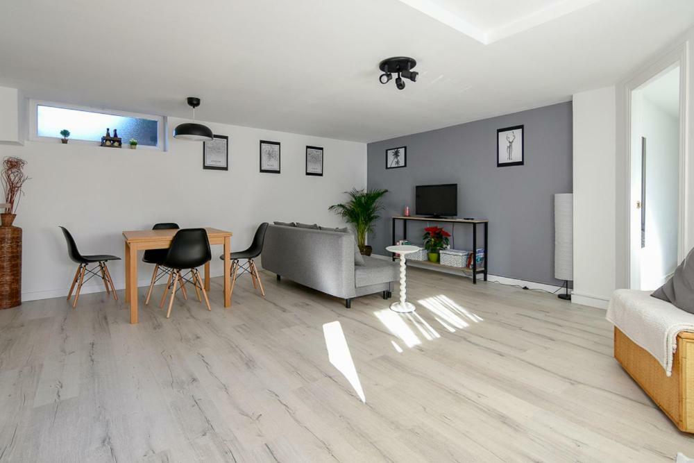 Apartamento Turistico En 브루네테 외부 사진